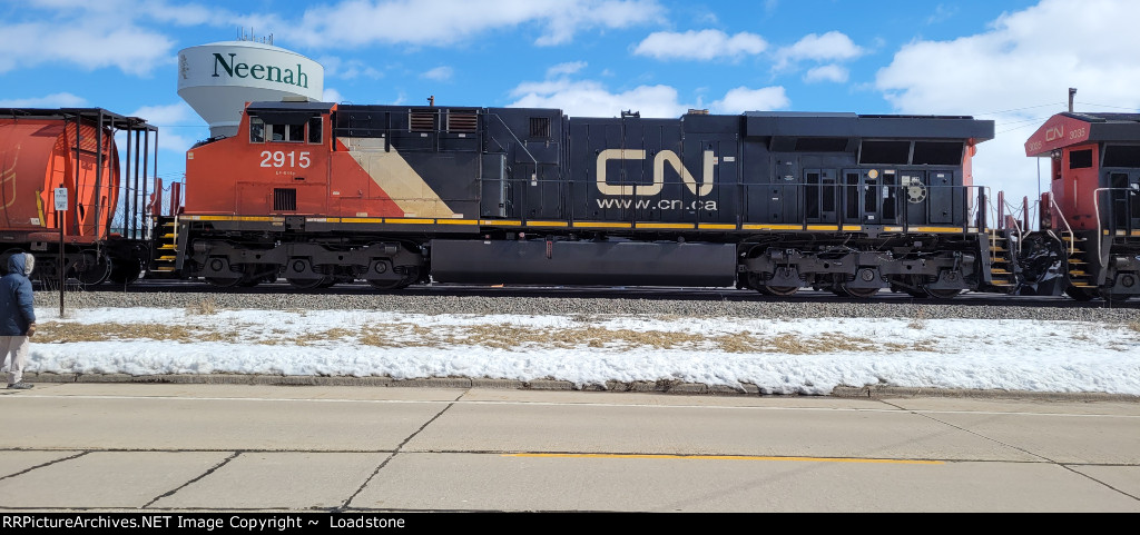 CN 2915